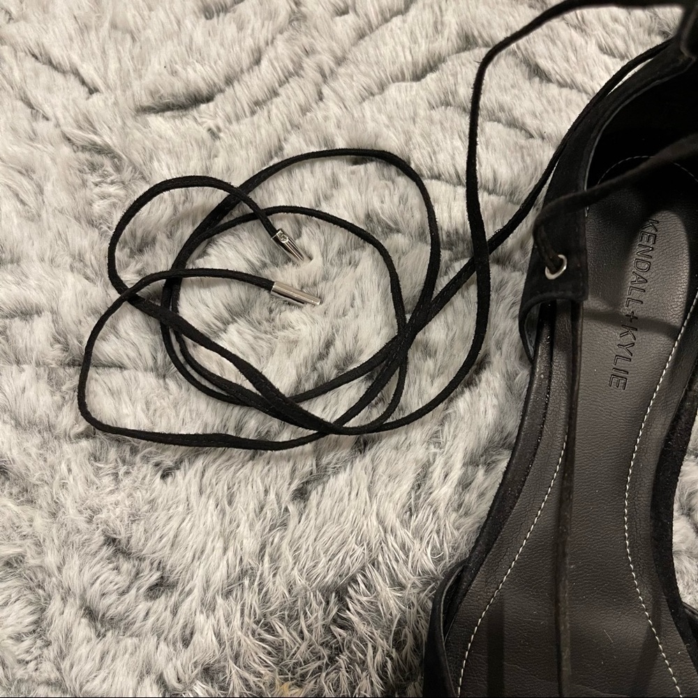 Kendall & Kylie Black Suede Lace Up Ballerina Flats Pointy Toe Size 6.5 - Picture 6 of 10